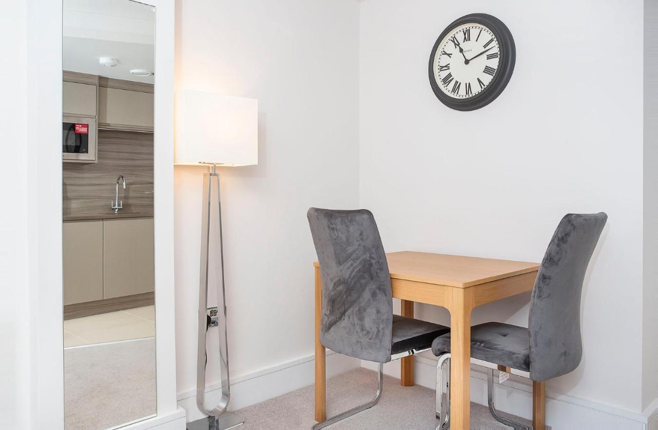 Waters Edge At Cocoa Suites 요크 외부 사진